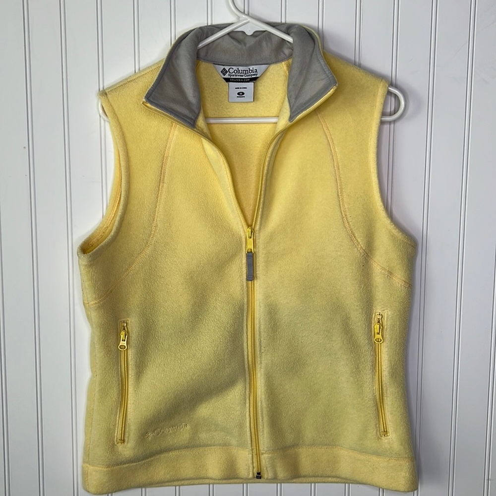 Columbia fleece Vest Size Medium